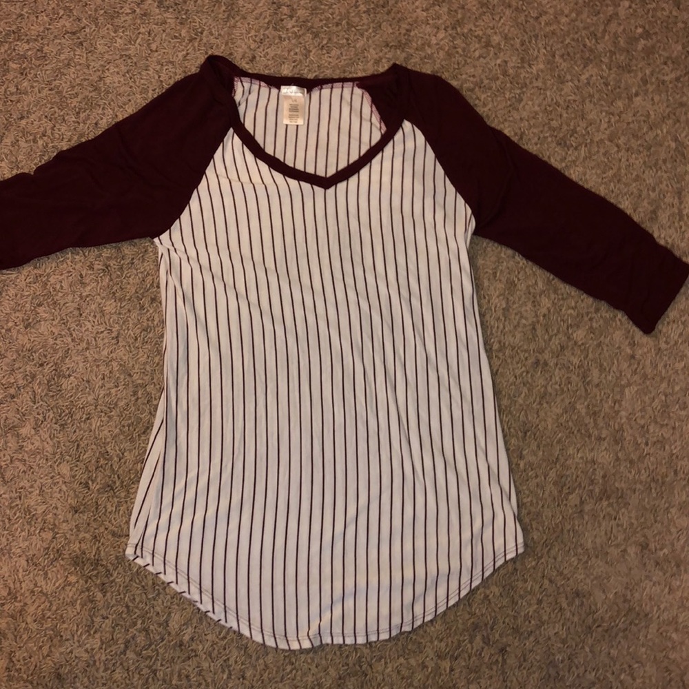 Base ball tee